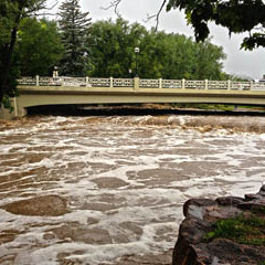 thumb/boulder-flood_001.jpg
