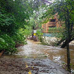 thumb/boulder-flood_007.jpg